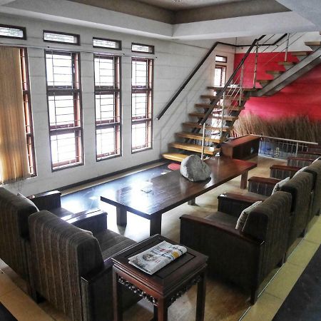 Rumah Tawa Hotel Syariah Бандунг Екстериор снимка