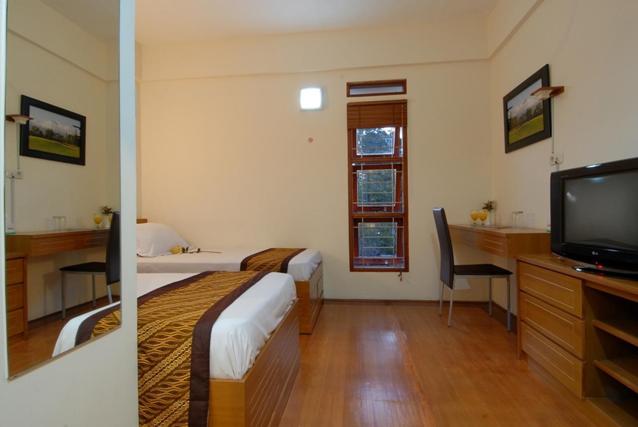 Rumah Tawa Hotel Syariah Бандунг Екстериор снимка