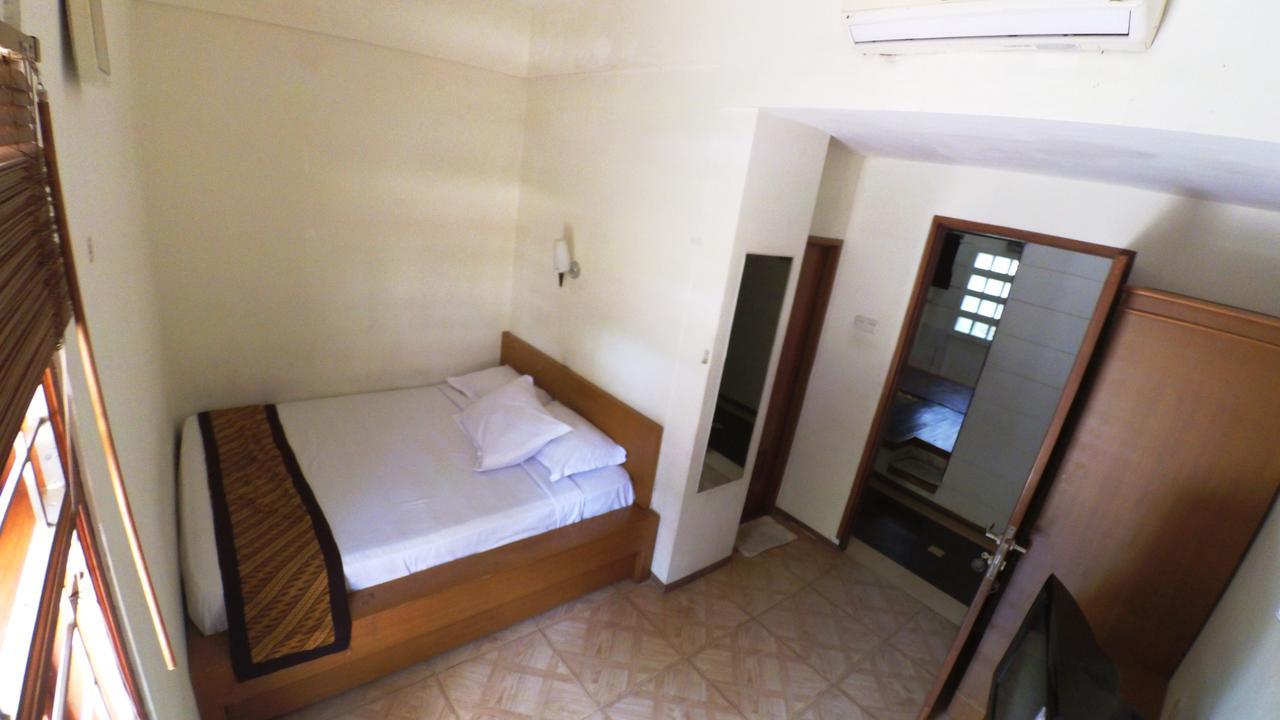 Rumah Tawa Hotel Syariah Бандунг Екстериор снимка