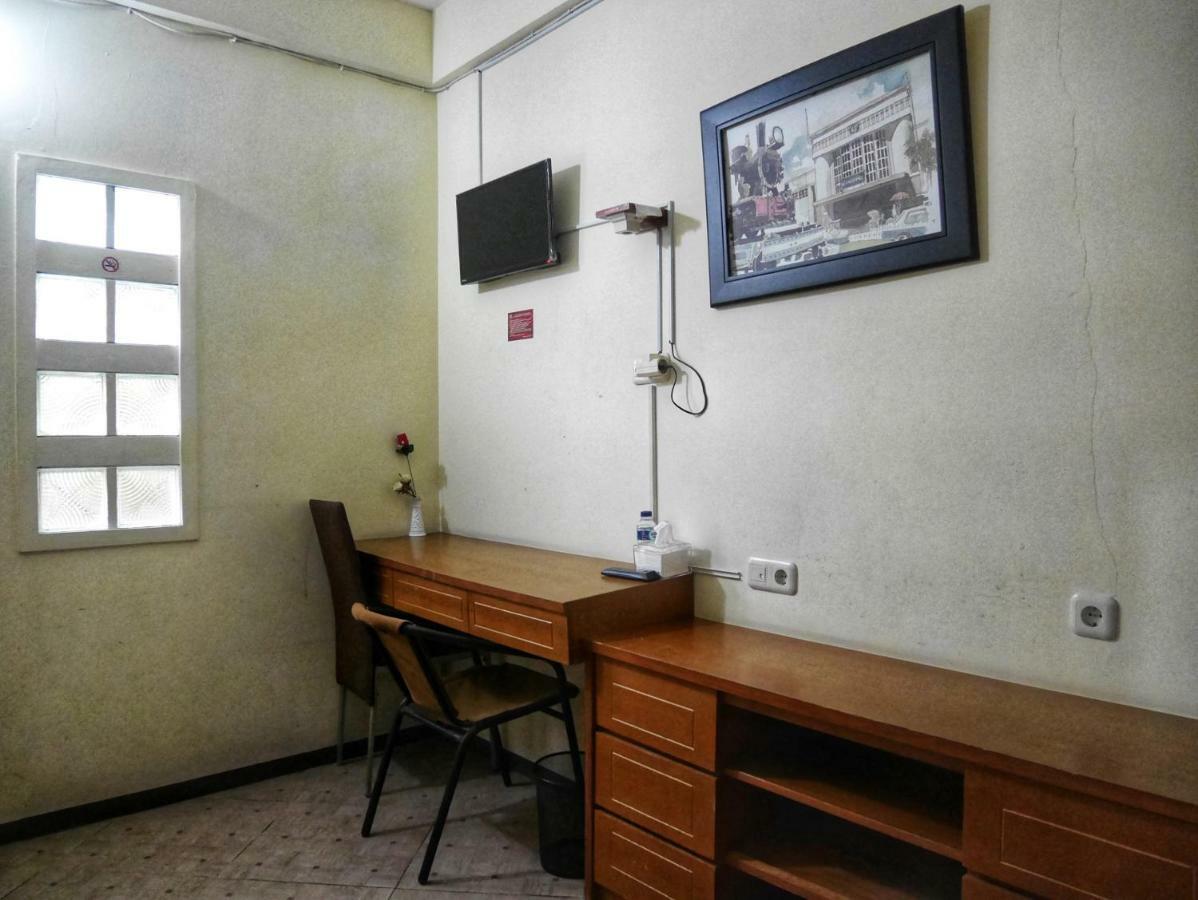 Rumah Tawa Hotel Syariah Бандунг Екстериор снимка